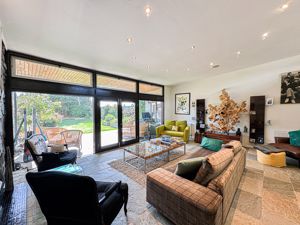 Photo 14- click for photo gallery